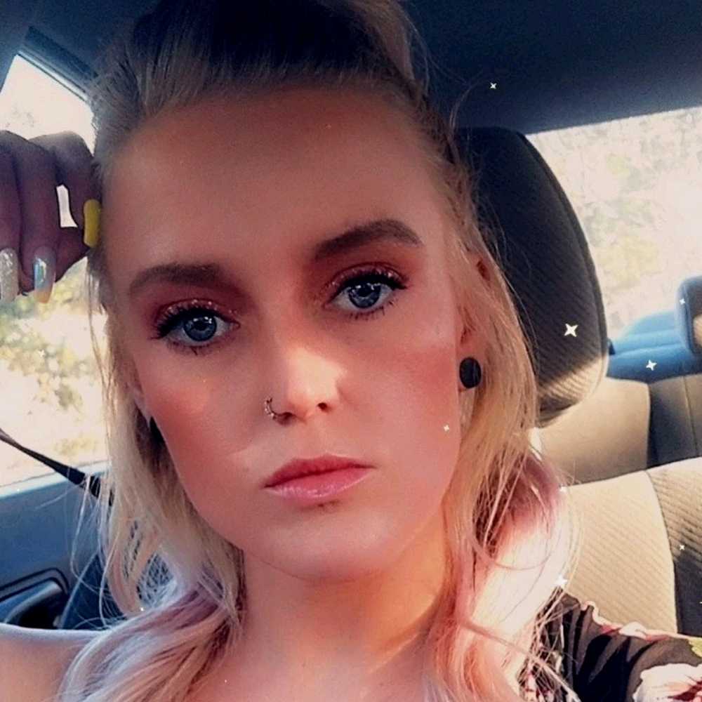 Meet your Posher, Kaitlin